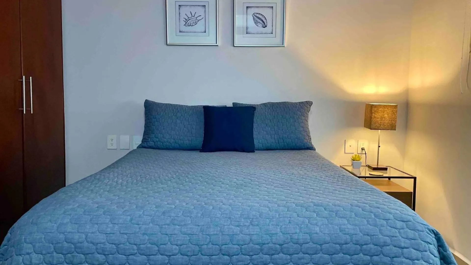 Σπίτι διακοπών Alcantara Apt, Ground Floor, Great For Digital, 2 Blocks Walk To Beach