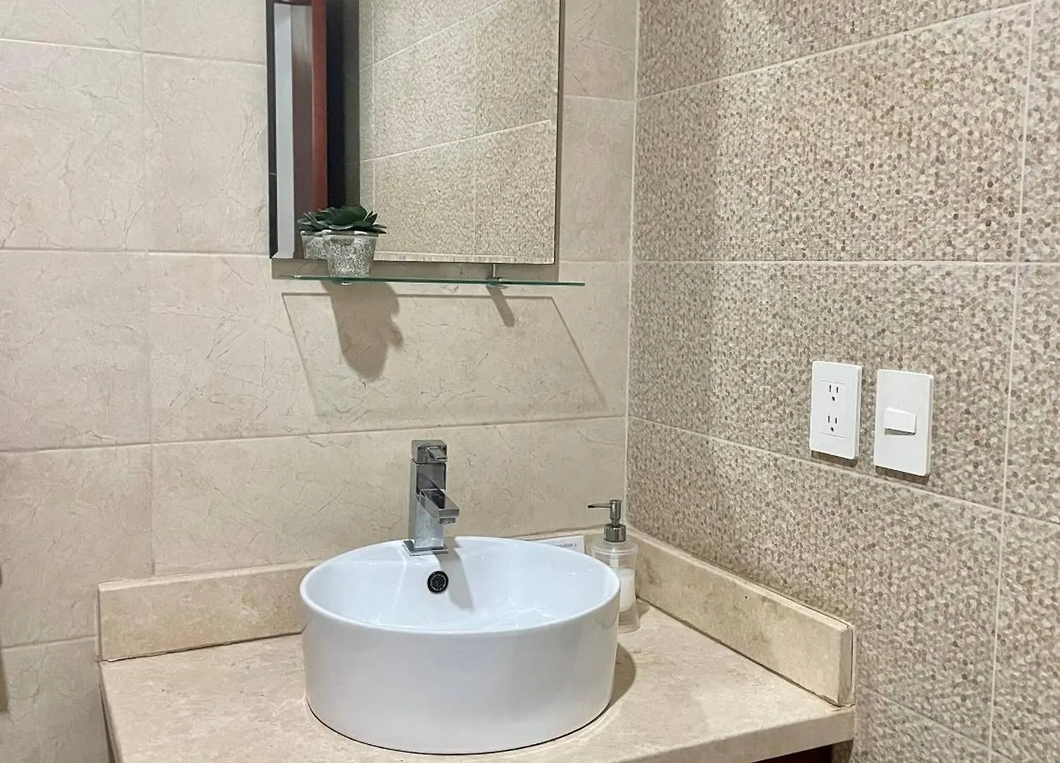 Alcantara Apt, Ground Floor, Great For Digital, 2 Blocks Walk To Beach Μεξικό